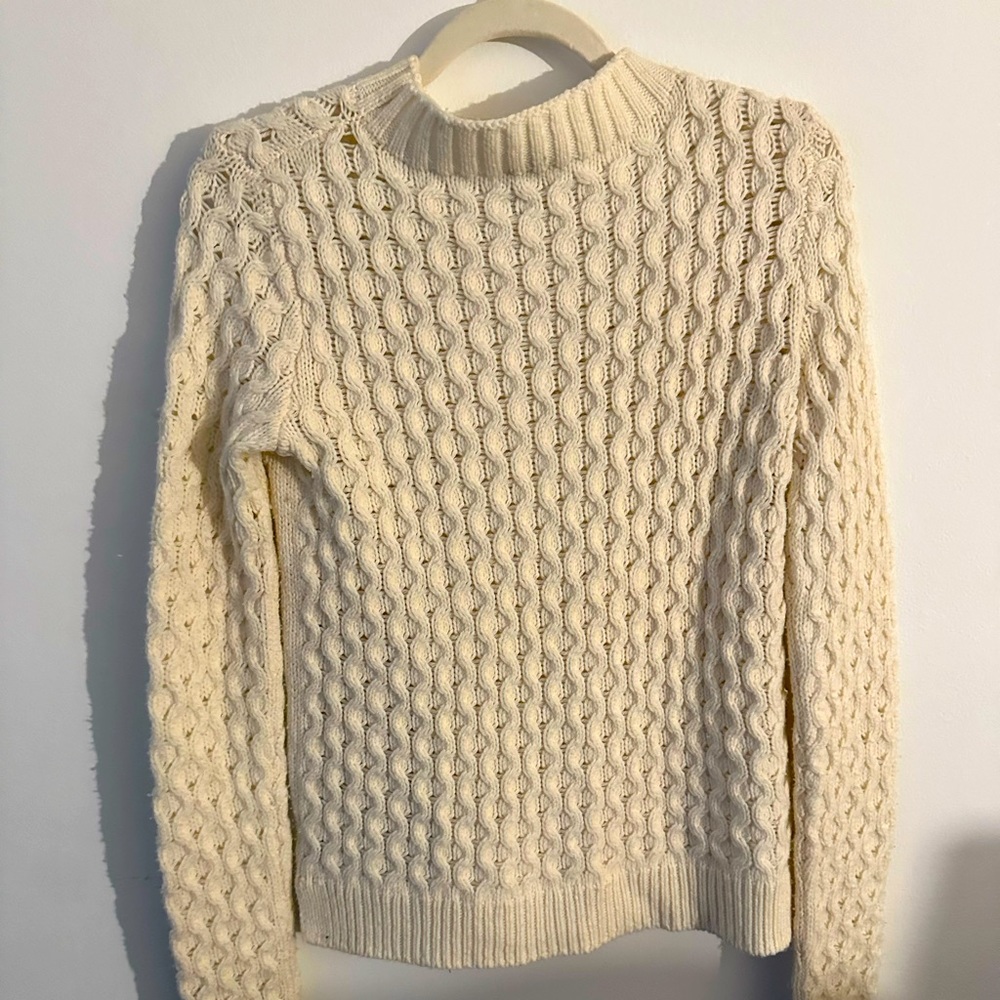Theory Cream colored Theory sweater Sz Small